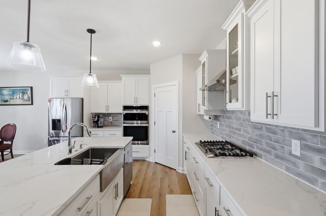 9934 14th Circle NE, Saint Michael, MN 55376