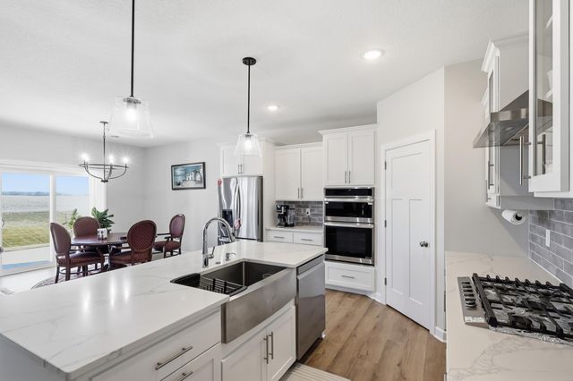 9934 14th Circle NE, Saint Michael, MN 55376