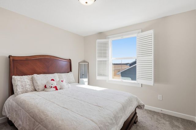 9934 14th Circle NE, Saint Michael, MN 55376