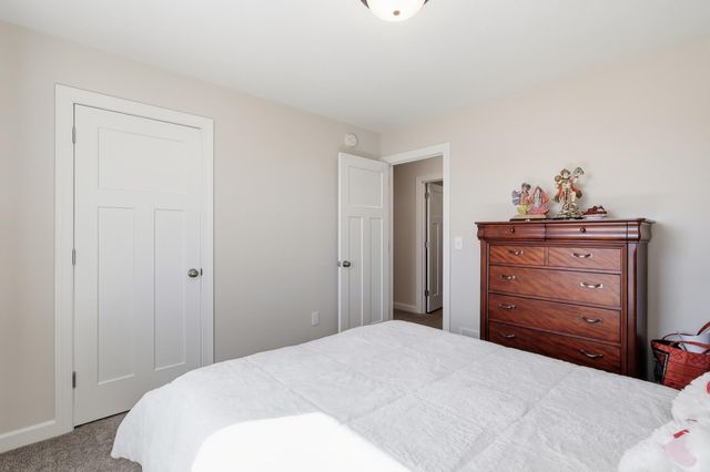 9934 14th Circle NE, Saint Michael, MN 55376