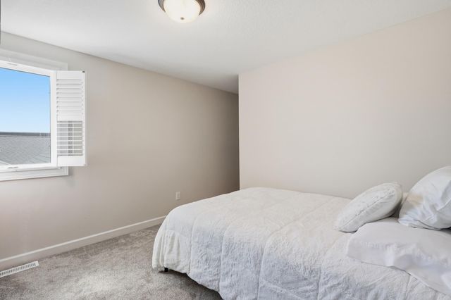 9934 14th Circle NE, Saint Michael, MN 55376