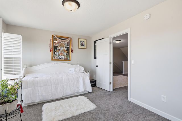 9934 14th Circle NE, Saint Michael, MN 55376