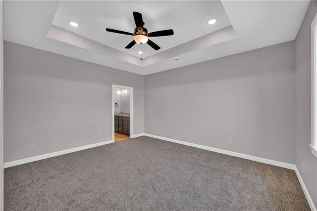 2712 E 26th Terrace, Lawrence, KS 66046