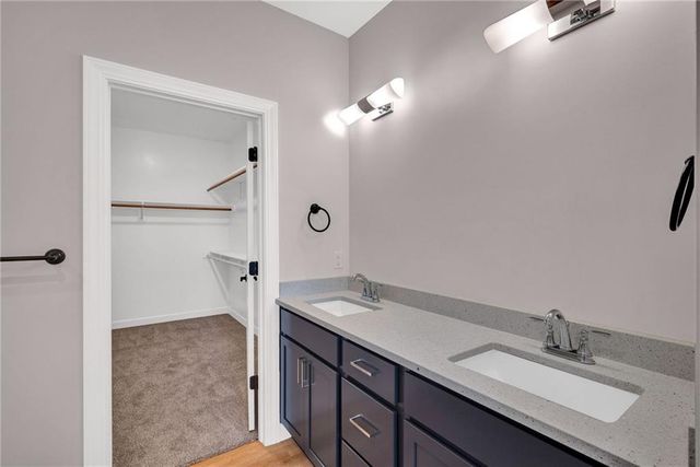 2712 E 26th Terrace, Lawrence, KS 66046