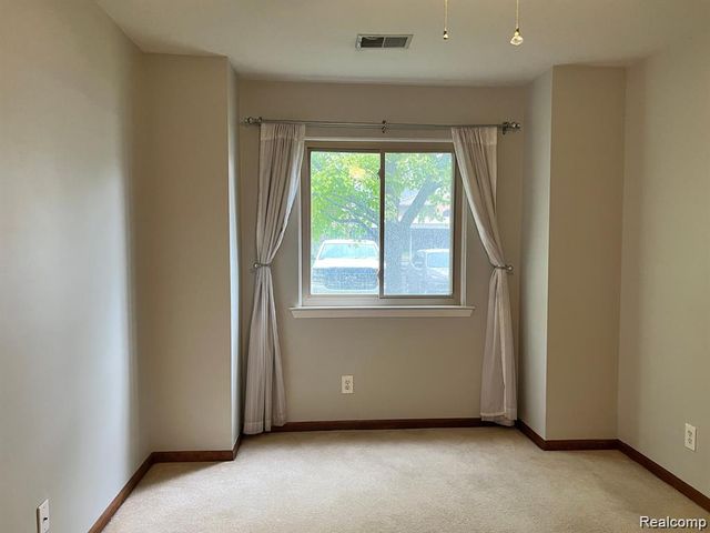 2224 Touchdown Court 4, Ypsilanti, MI 48197