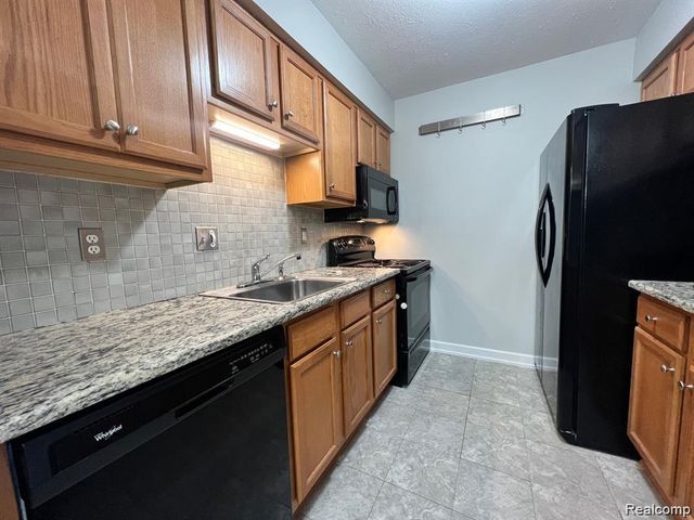 2224 Touchdown Court 4, Ypsilanti, MI 48197