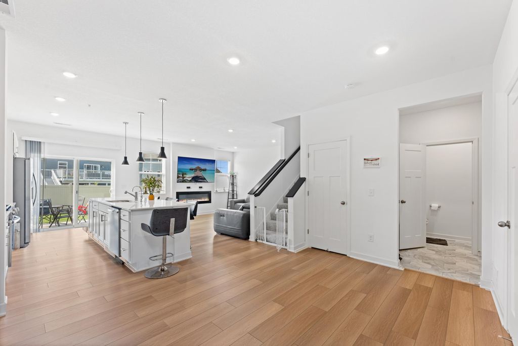 1998 Tyrone Drive, Shakopee, MN 55379 — photo 2