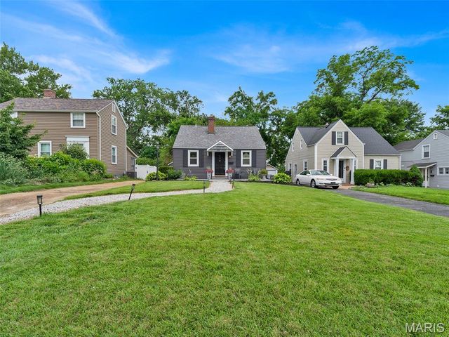 2642 Salem Road, Brentwood, MO 63144