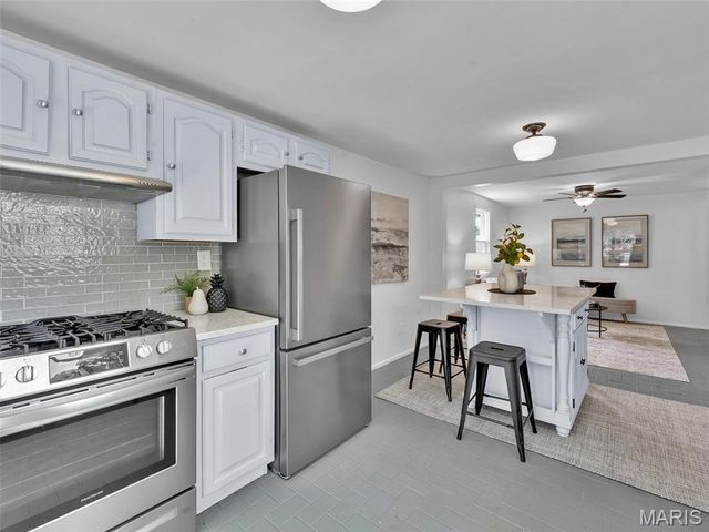 2642 Salem Road, Brentwood, MO 63144
