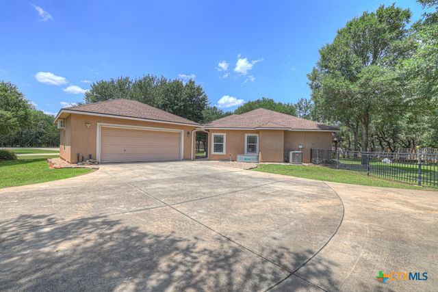 144 Big Sky Drive, New Braunfels, TX 78132