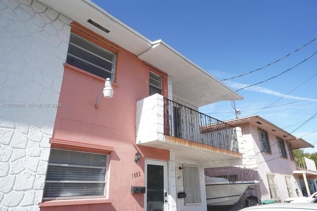 1880 SW 17th Avenue, Miami, FL 33145