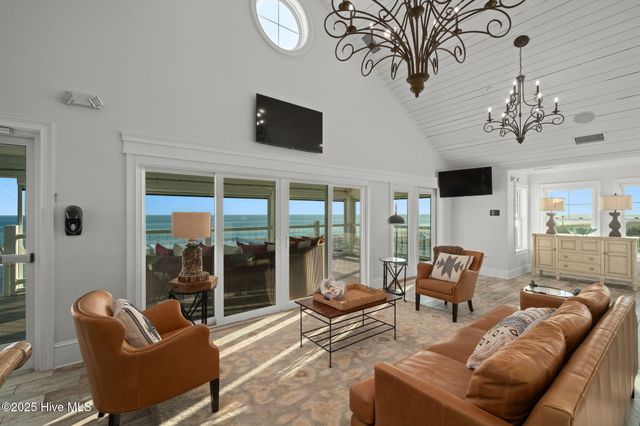 302 Glenn Street, Atlantic Beach, NC 28512