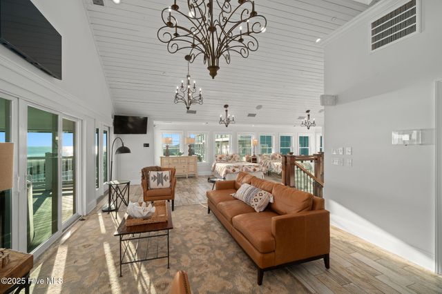 302 Glenn Street, Atlantic Beach, NC 28512