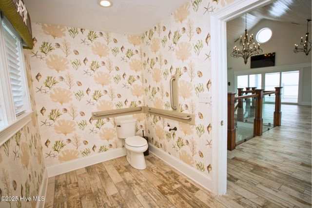 302 Glenn Street, Atlantic Beach, NC 28512