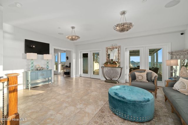 302 Glenn Street, Atlantic Beach, NC 28512