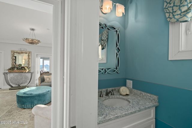 302 Glenn Street, Atlantic Beach, NC 28512