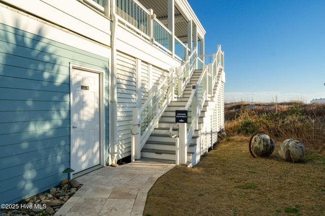 302 Glenn Street, Atlantic Beach, NC 28512