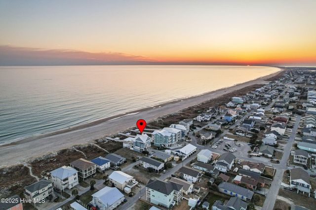 302 Glenn Street, Atlantic Beach, NC 28512