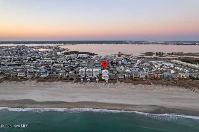 302 Glenn Street, Atlantic Beach, NC 28512