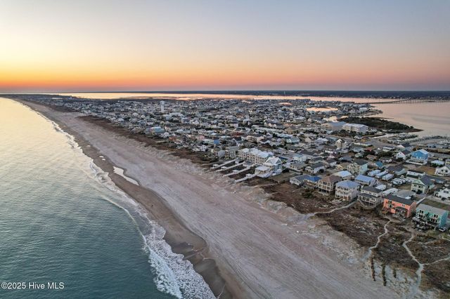 302 Glenn Street, Atlantic Beach, NC 28512