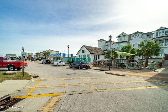 302 Glenn Street, Atlantic Beach, NC 28512