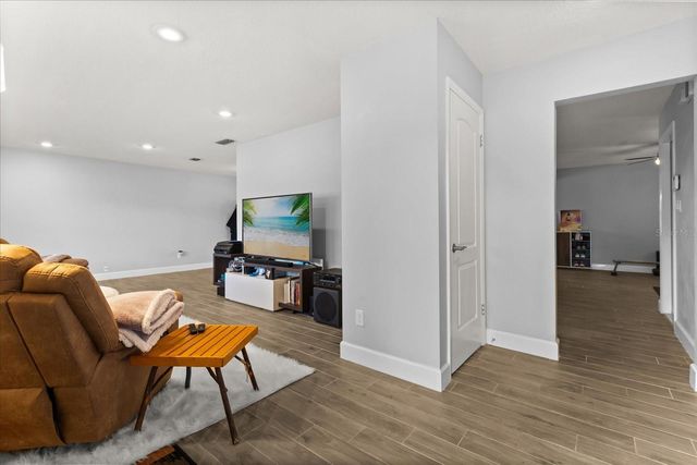 2500 LAUDERDALE COURT, Orlando, FL 32805