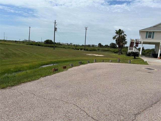 23191 Camino Street, Galveston, TX 77554