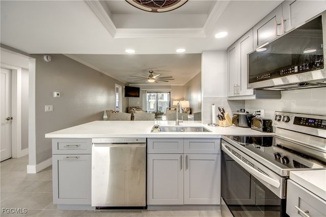 22796 Island Pines WAY 111, Fort Myers Beach, FL 33931