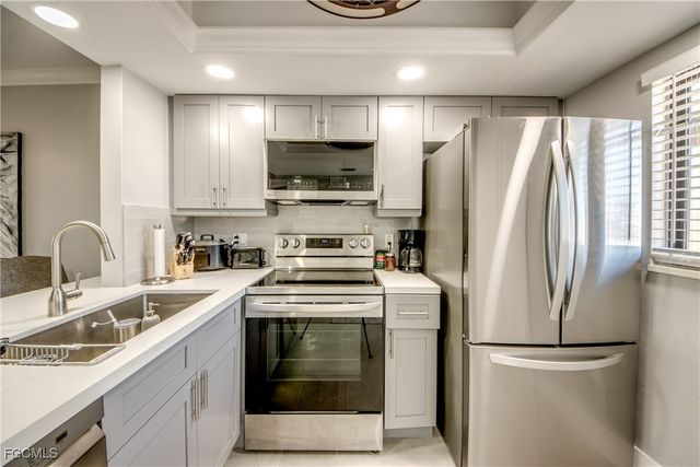 22796 Island Pines WAY 111, Fort Myers Beach, FL 33931