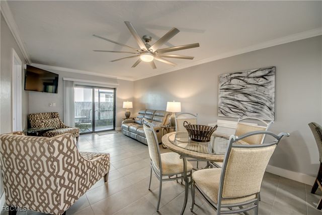 22796 Island Pines WAY 111, Fort Myers Beach, FL 33931