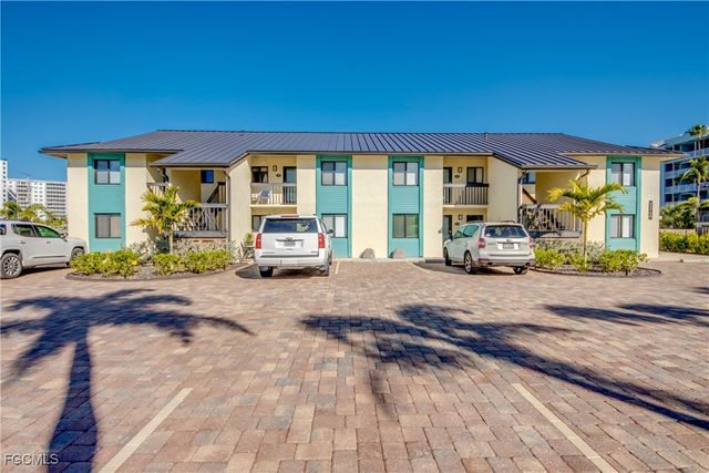 22796 Island Pines WAY 111, Fort Myers Beach, FL 33931