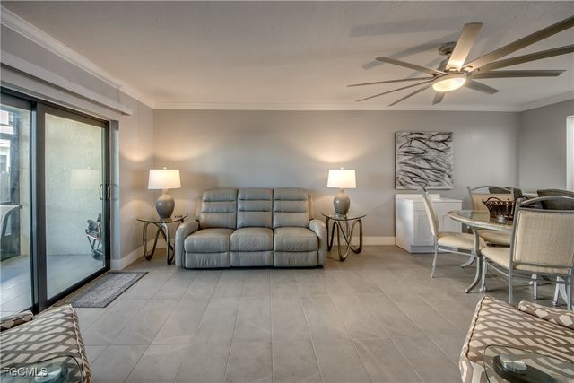 22796 Island Pines WAY 111, Fort Myers Beach, FL 33931