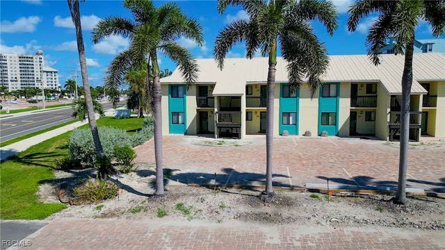 22796 Island Pines WAY 111, Fort Myers Beach, FL 33931