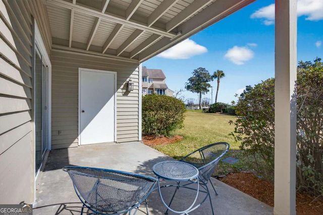 3005 River Drive 401D, Savannah, GA 31404