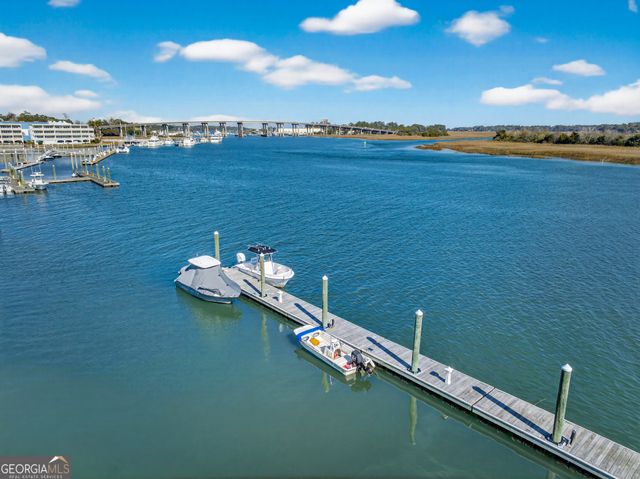 3005 River Drive 401D, Savannah, GA 31404