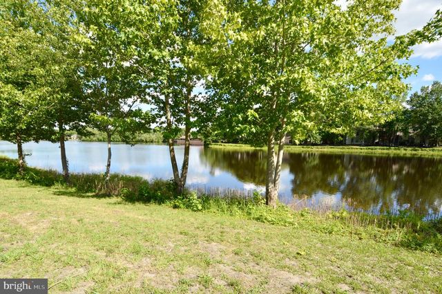 340 WOODLAKE DR, Marlton, NJ 08053