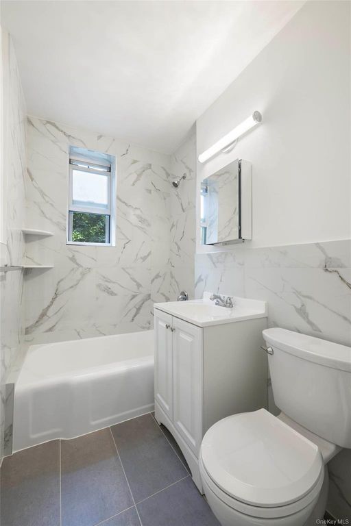 5645 Netherland Avenue 2F, Bronx, NY 10471 — photo 3