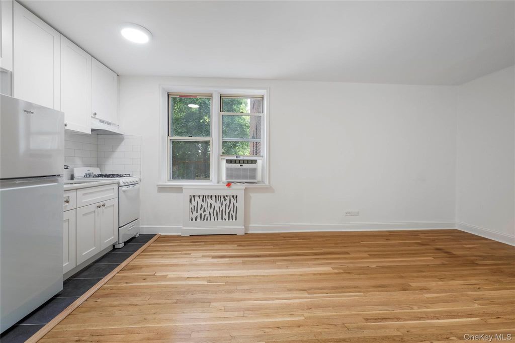5645 Netherland Avenue 2F, Bronx, NY 10471 — photo 5