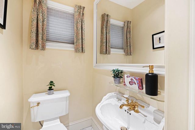 2131 DELANCEY PL, Philadelphia, PA 19103