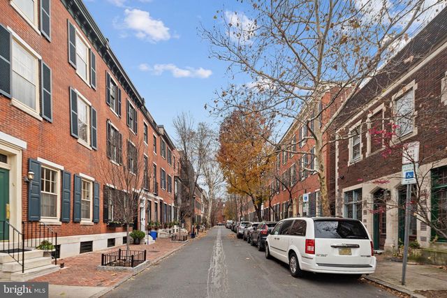 2131 DELANCEY PL, Philadelphia, PA 19103