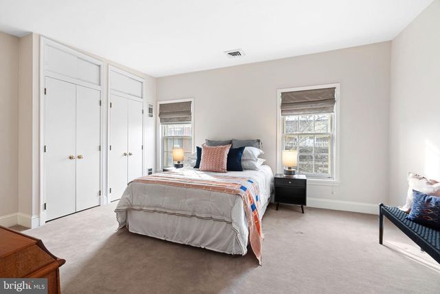 2131 DELANCEY PL, Philadelphia, PA 19103