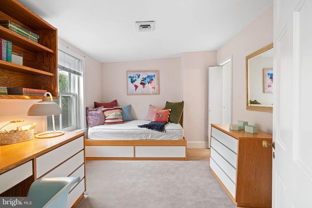 2131 DELANCEY PL, Philadelphia, PA 19103