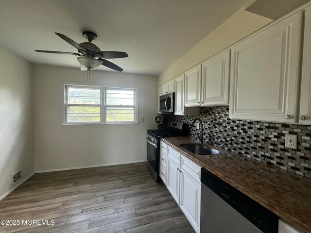 316 Spring Street UPPER, Red Bank, NJ 07701