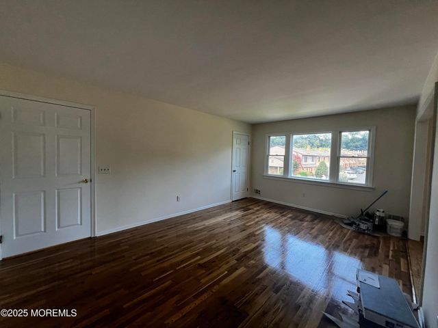 316 Spring Street UPPER, Red Bank, NJ 07701