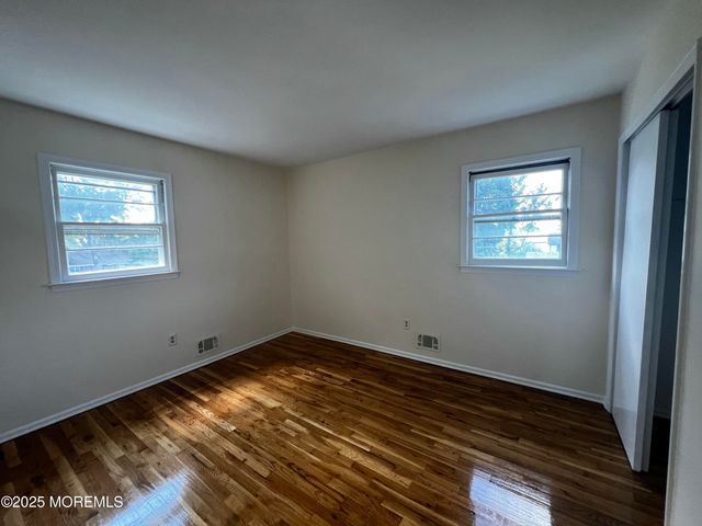 316 Spring Street UPPER, Red Bank, NJ 07701