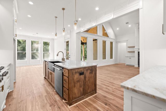 120 Highland Dr, Greenbrier, AR 72058