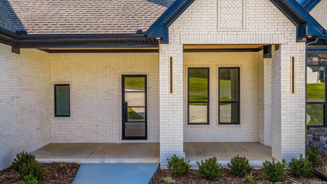 120 Highland Dr, Greenbrier, AR 72058