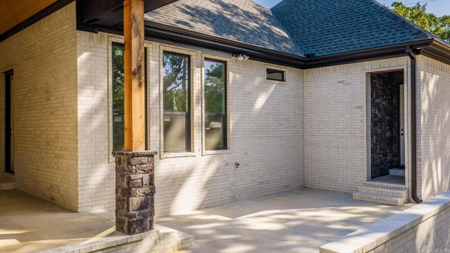 120 Highland Dr, Greenbrier, AR 72058