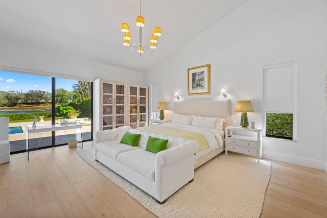 11139 Isle Brook Court, Wellington, FL 33414