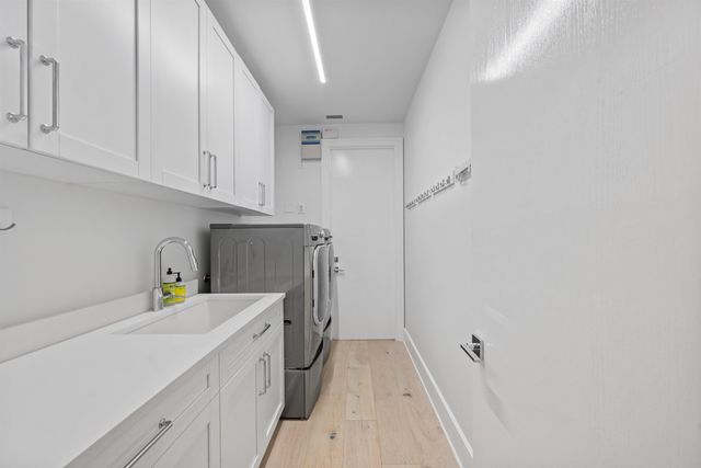 11139 Isle Brook Court, Wellington, FL 33414